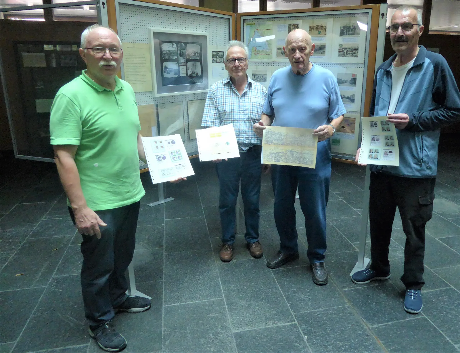 die Ersteller der Ausstellungssammlungen